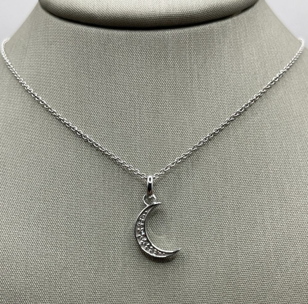 14K White Gold Diamond Moon Necklace (17242)